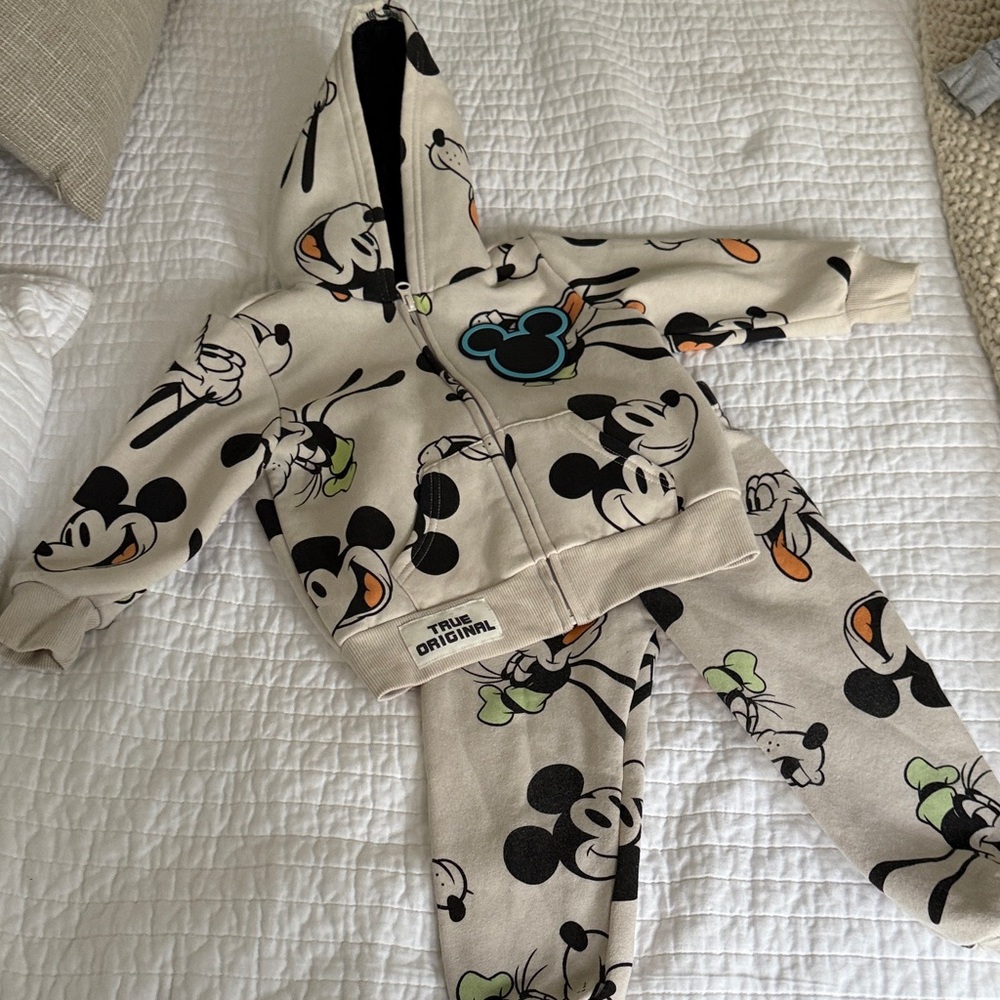 Mickey Themed Hoodie & Jacket Set (size 3T) Disney